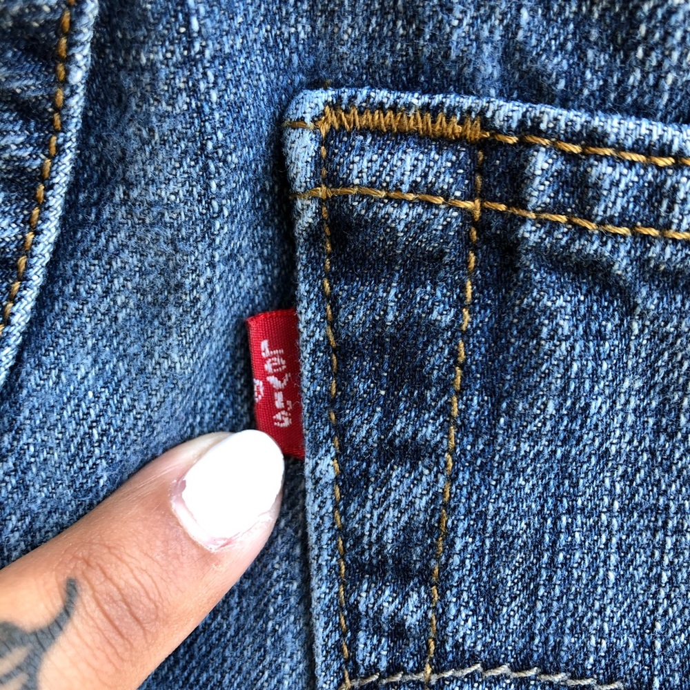 Levi’s - Picture 7 of 7